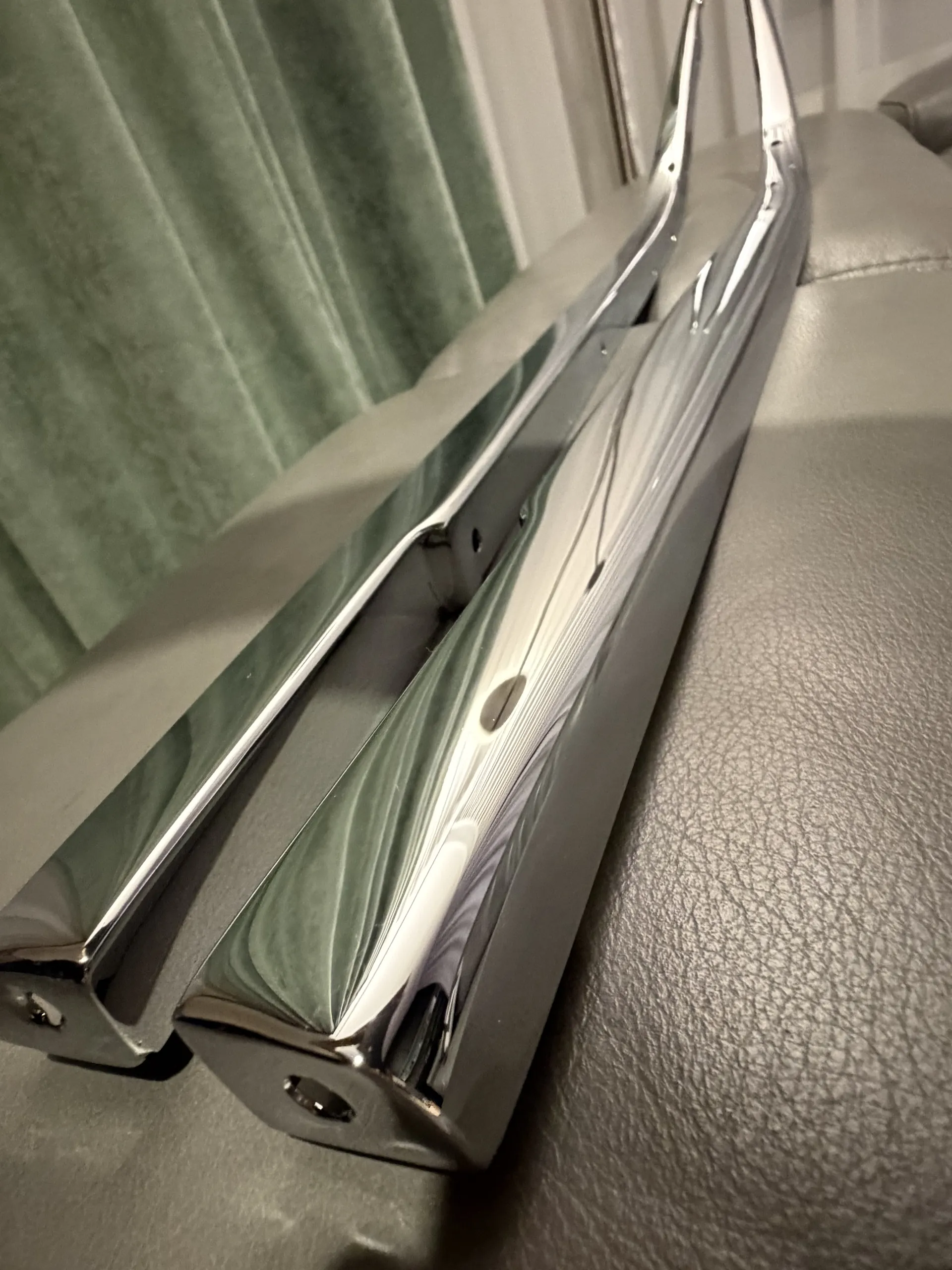 Restored BMW lower rear side-window trim — view 14