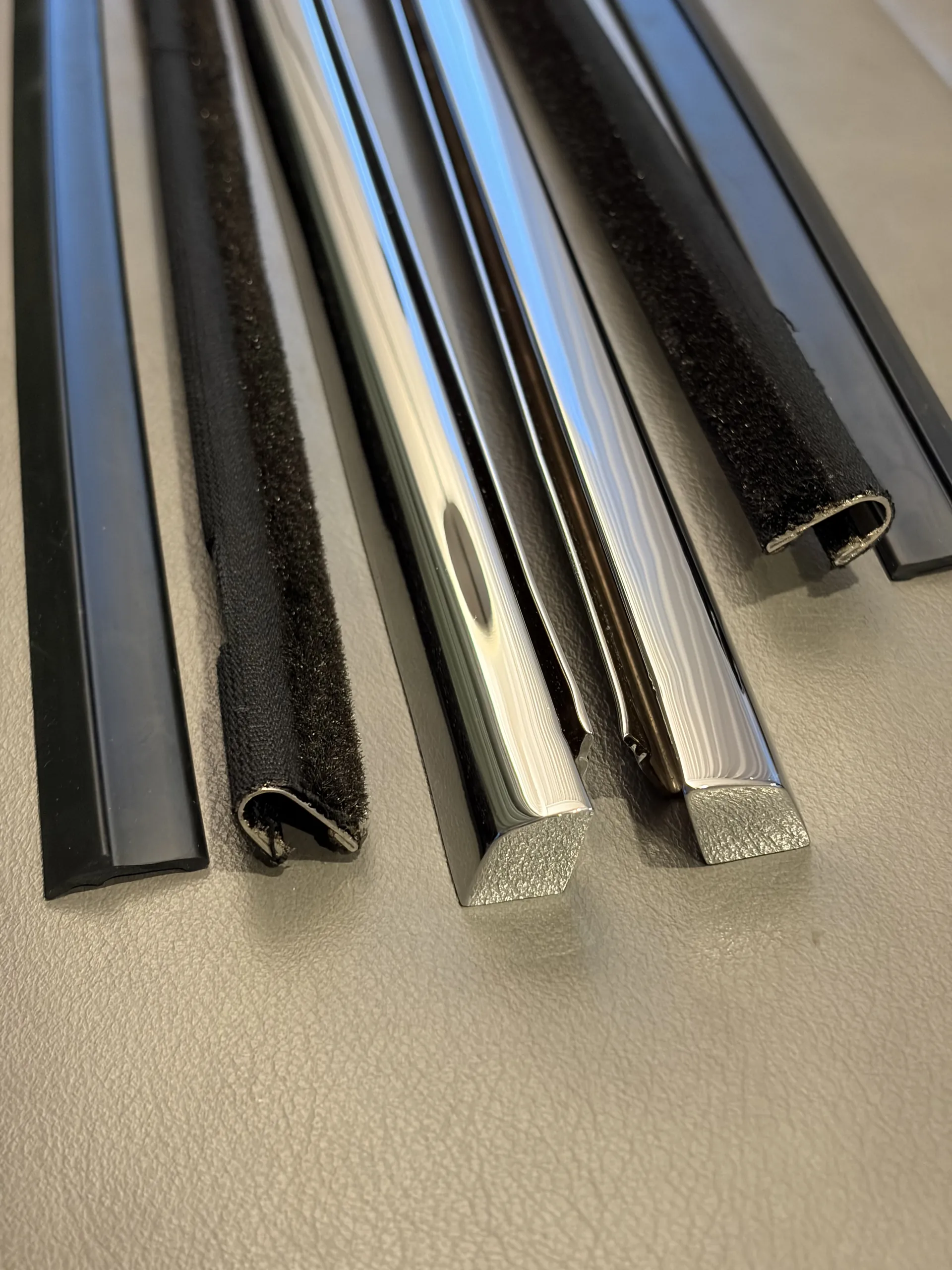 Restored BMW upper door trim — view 12